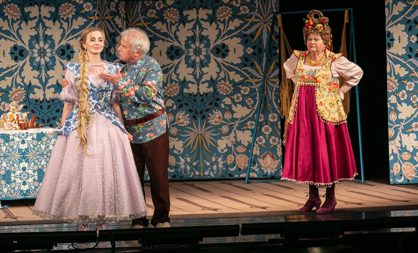 Не в свои сани не садись