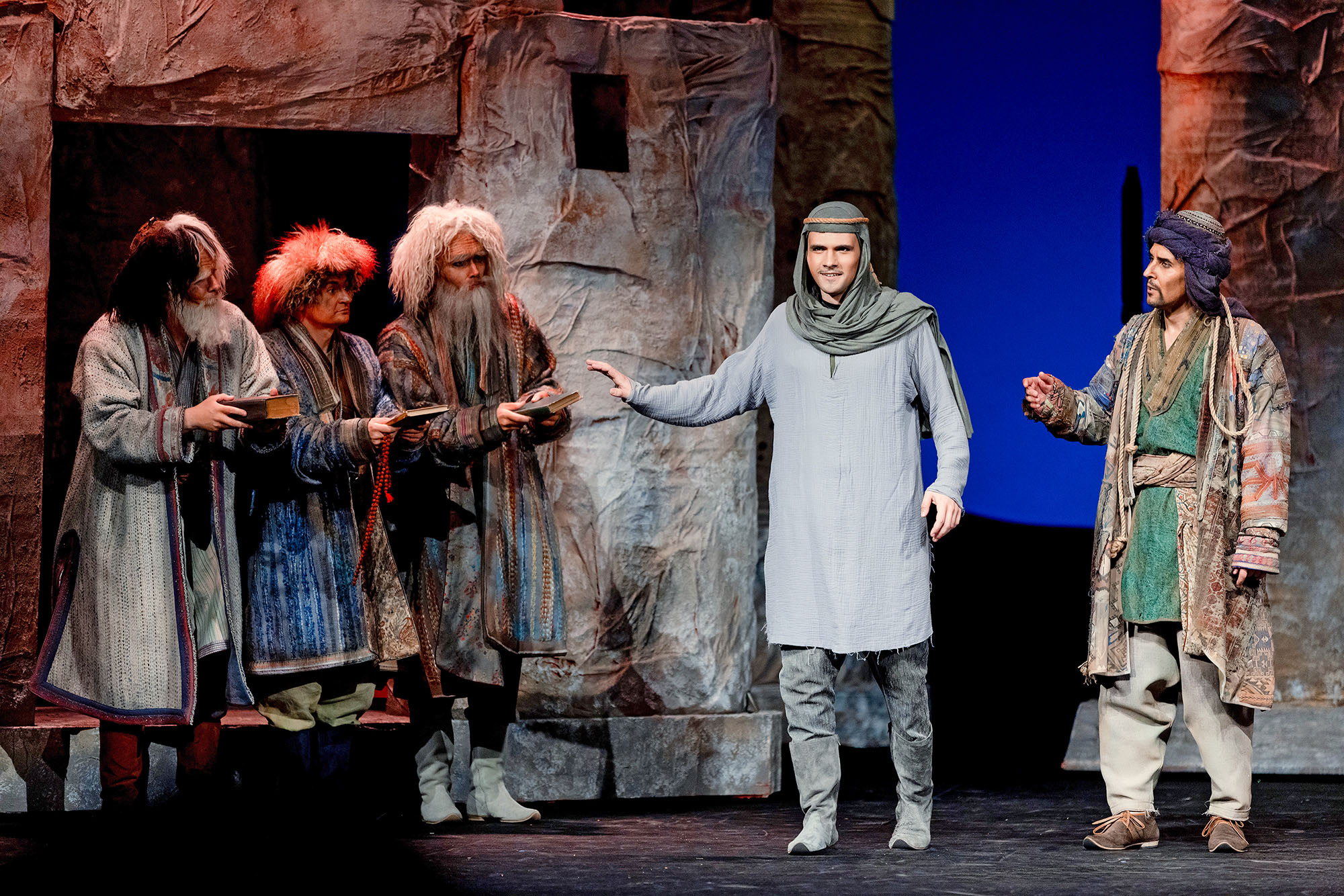 Далеко-далеко на востоке